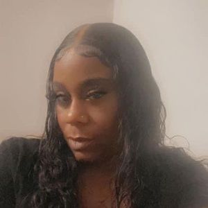 Meet your Posher, Shaneka